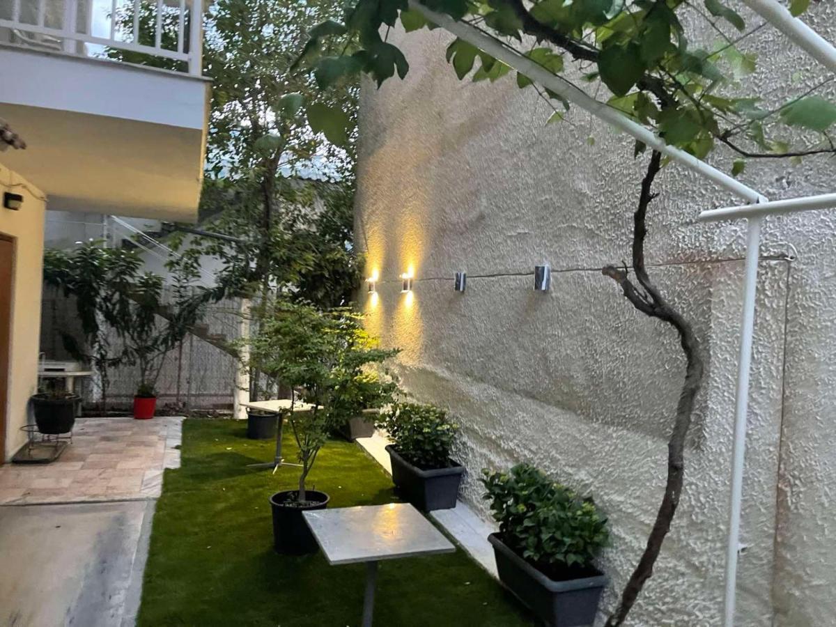 Velonis Apartments เลปโตการายา ภายนอก รูปภาพ