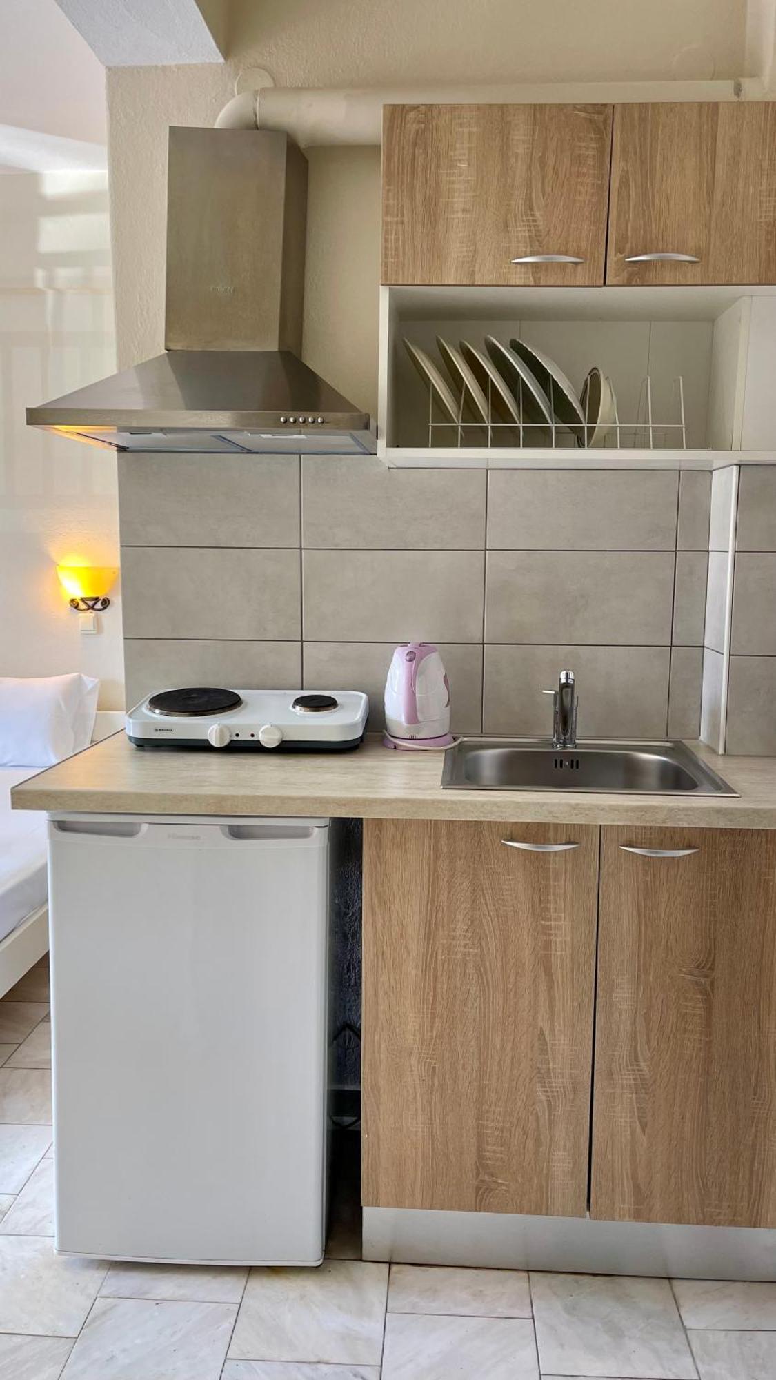 Velonis Apartments เลปโตการายา ภายนอก รูปภาพ